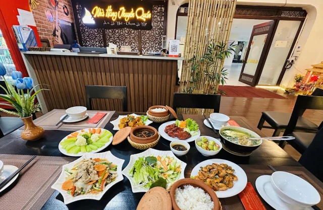 Thuyền Quán - Văn Khê