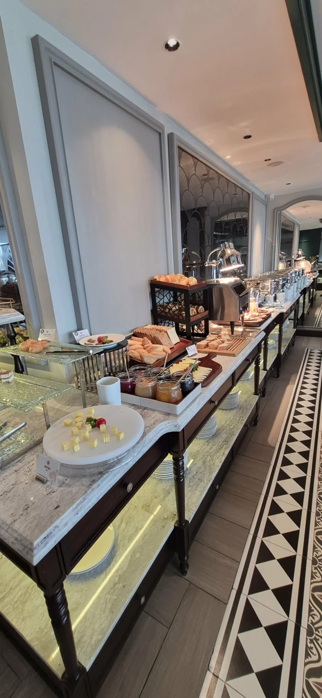 Diên Vị Dining - Đào Duy Từ - không gian 2