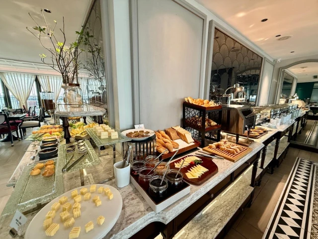 Diên Vị Dining - Đào Duy Từ - không gian 3