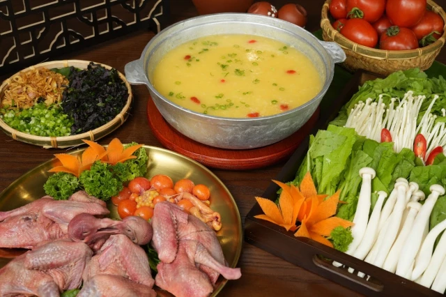 Quang Minh - KĐT Văn Phú