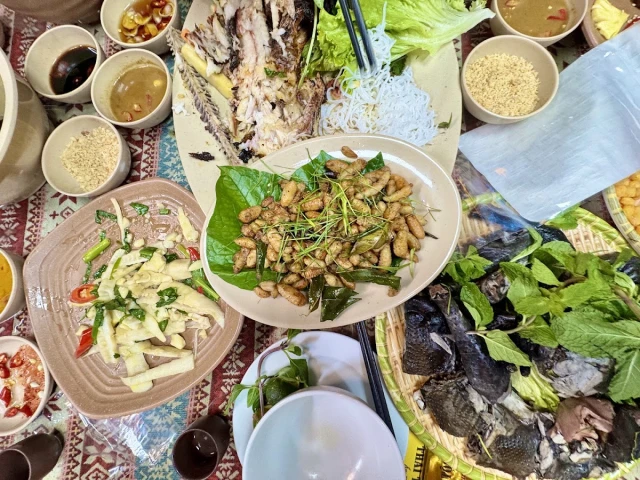 Thái Tộc Quán - Linh Đàm