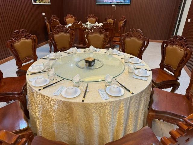 Ớt Xanh - Hồ Đắc Di - không gian 6