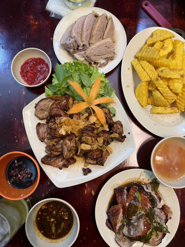 Khoa Ngan Xưa và Nay - Hai Bà Trưng