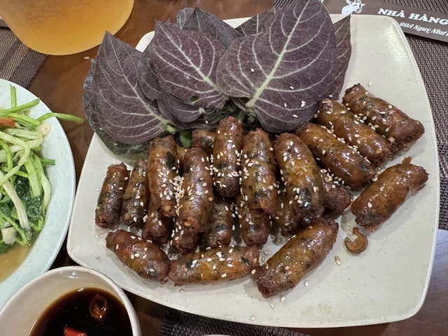Hương Xưa Bia Hải Hói - Ngụy Như Kon Tum