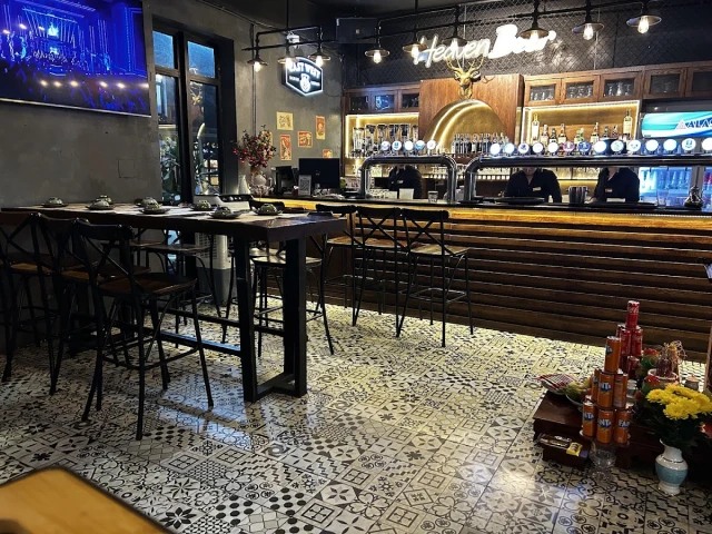 Heaven Beer - Hàm Nghi - không gian 1