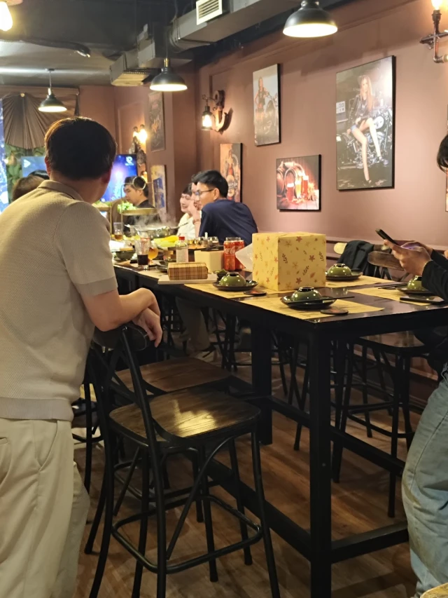 Heaven Beer - Nguyễn Chánh - không gian 6