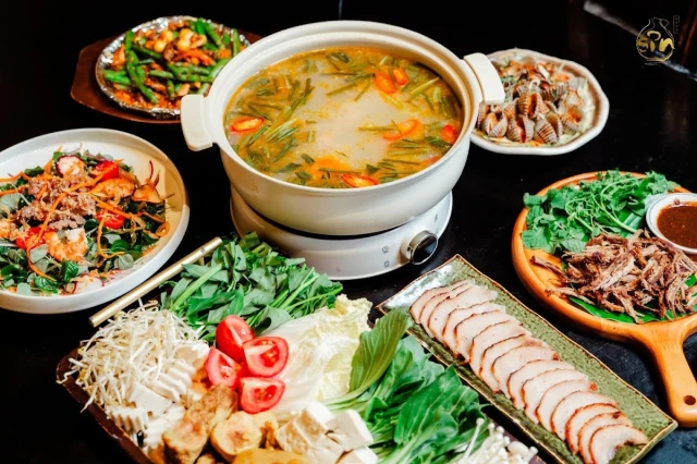 Sỉn Quán - Bát Đàn