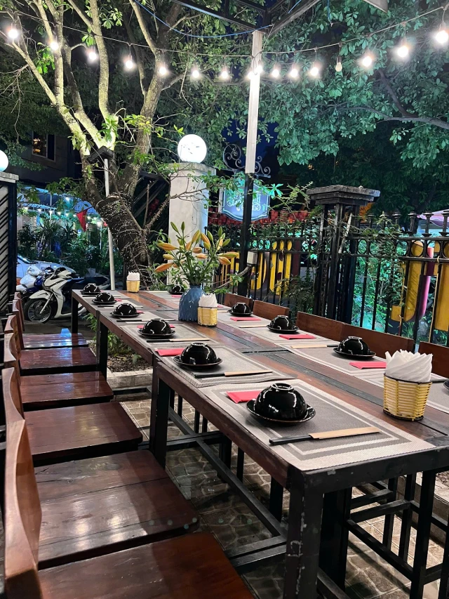 Đại Mạch Bia Quán - Lưu Quang Vũ - không gian 1