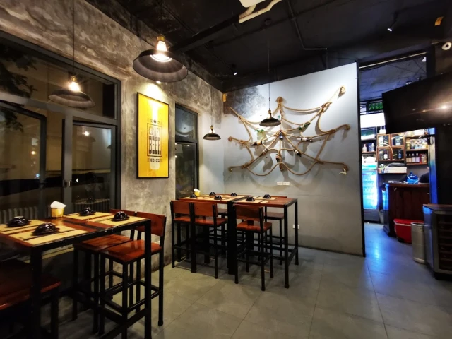 Đại Mạch Bia Quán - Lưu Quang Vũ - không gian 3