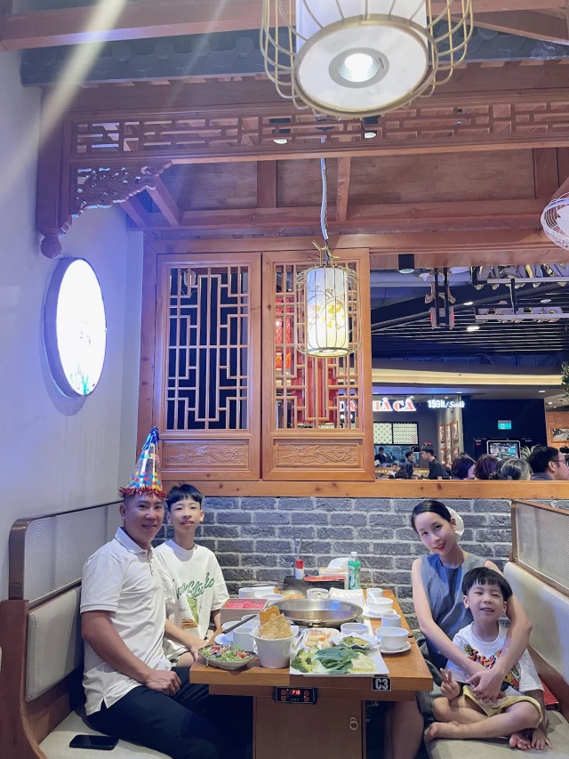Cua Dang Jia - Aeon Mall Hà Đông - không gian 5