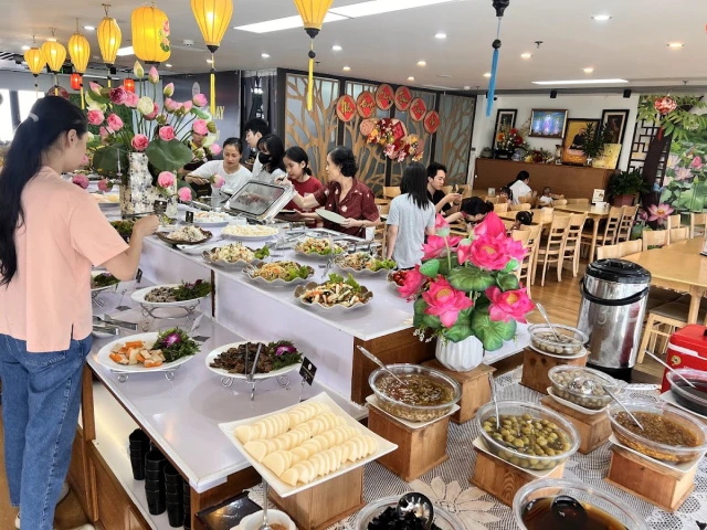 Chay Thiện Tâm An - Lạc Long Quân
