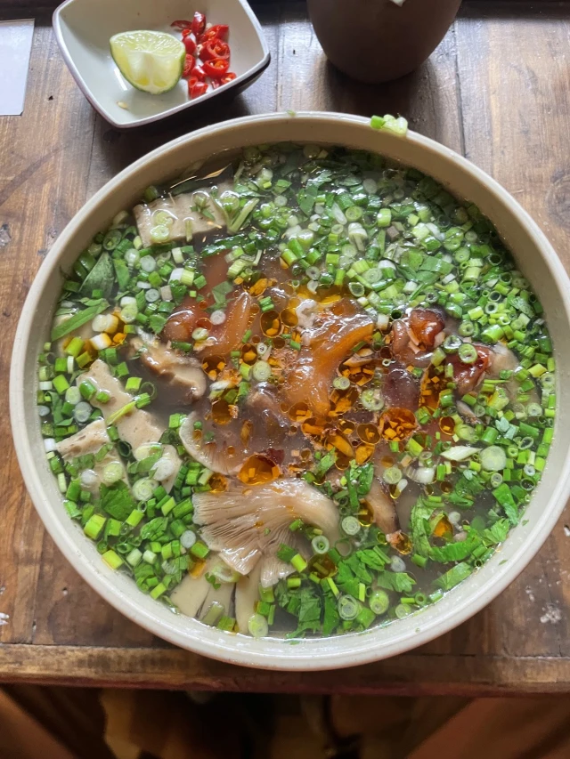 Chay Thiện Tâm An - Lạc Long Quân