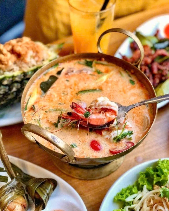 Chai Talay - Xã Đàn
