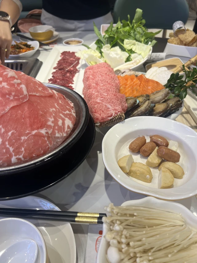MALA Buffet - Royal City