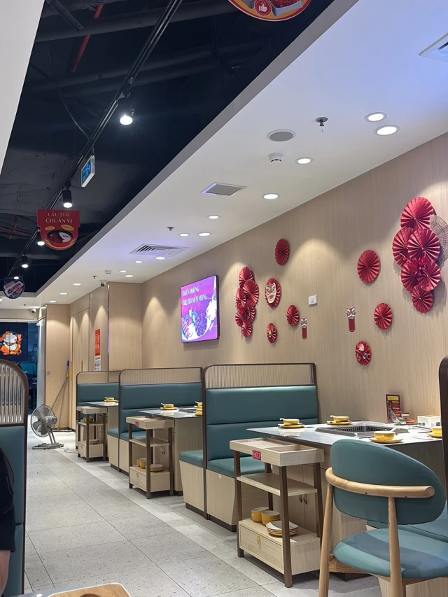 MALA Buffet - Royal City - không gian 1
