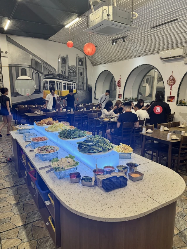 Vica Hotpot - Hồ Tùng Mậu - không gian 3