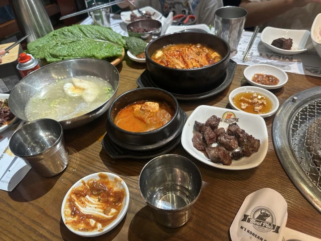 Meat Plus - Nguyễn Thị Thập