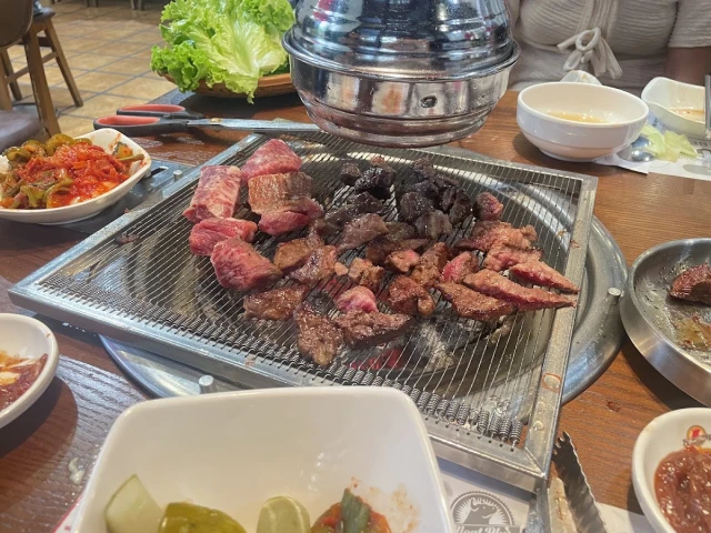 Meat Plus - Nguyễn Thị Thập