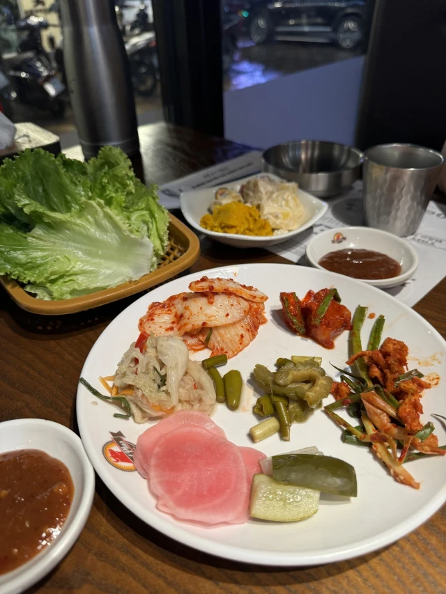 Meat Plus - Trung Yên