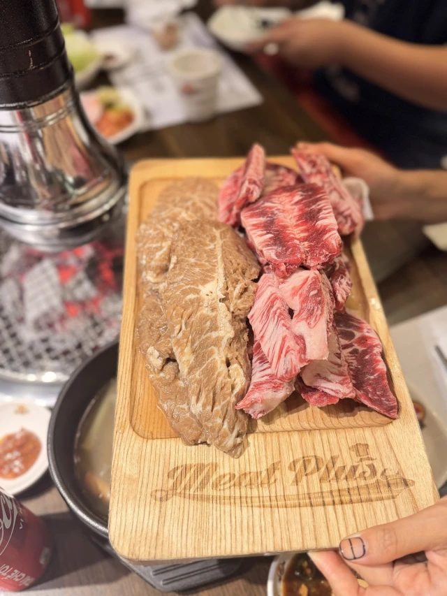 Meat Plus - Hồ Tây