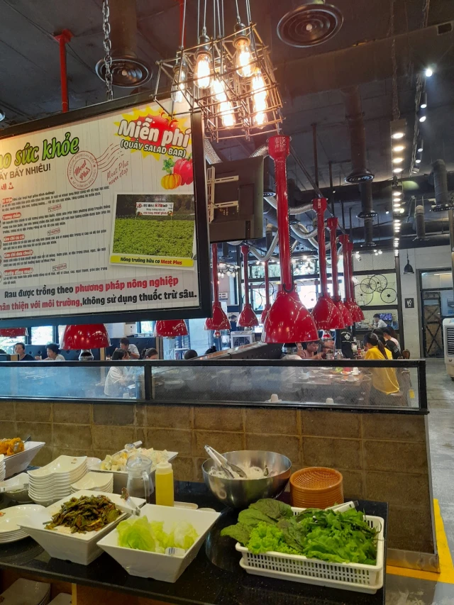 Meat Plus - Mỹ Đình - không gian 3