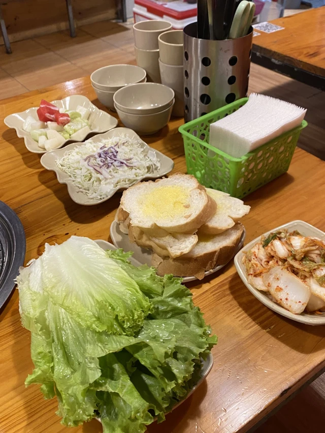 Hugo BBQ - Thượng Đình