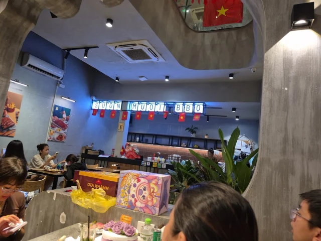 Sườn Mười - Nguyễn Văn Lộc - không gian 6