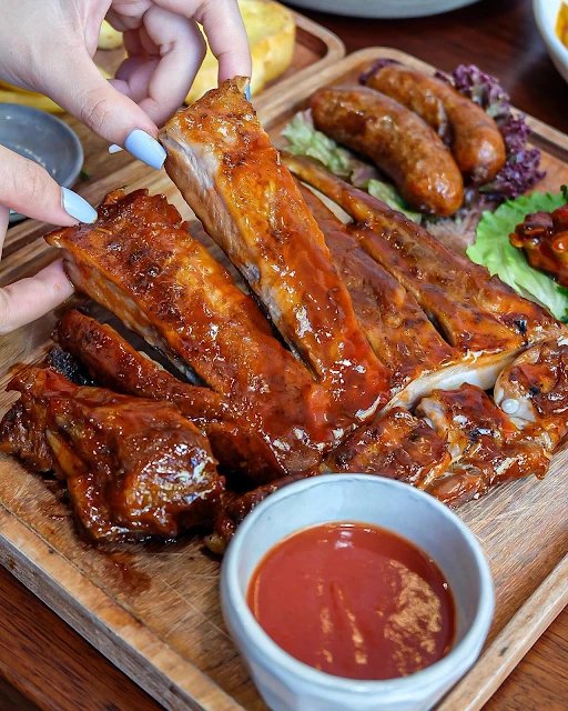 Sườn Mười - Vũ Phạm Hàm