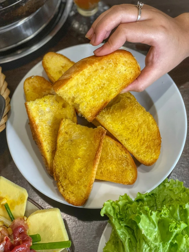 Bò Nướng Era - Mã Mây