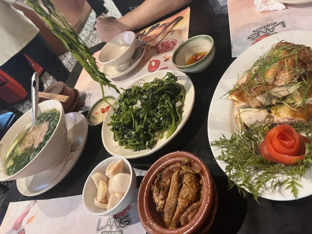 Làng Niêu & Nướng - Trần Văn Lai