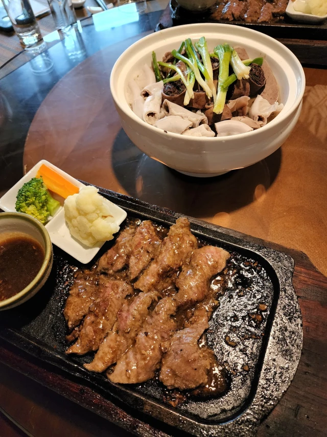 Làng Niêu & Nướng - Trần Văn Lai
