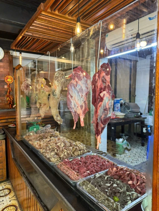 Bò Nhúng Dấm 275 - Tô Hiệu - không gian 3