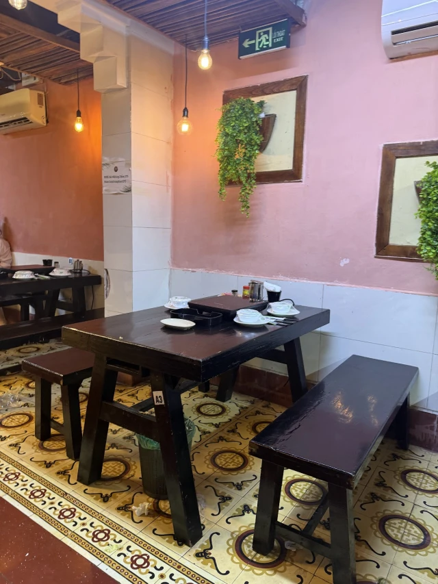 Bò Nhúng Dấm 275 - Tô Hiệu - không gian 4