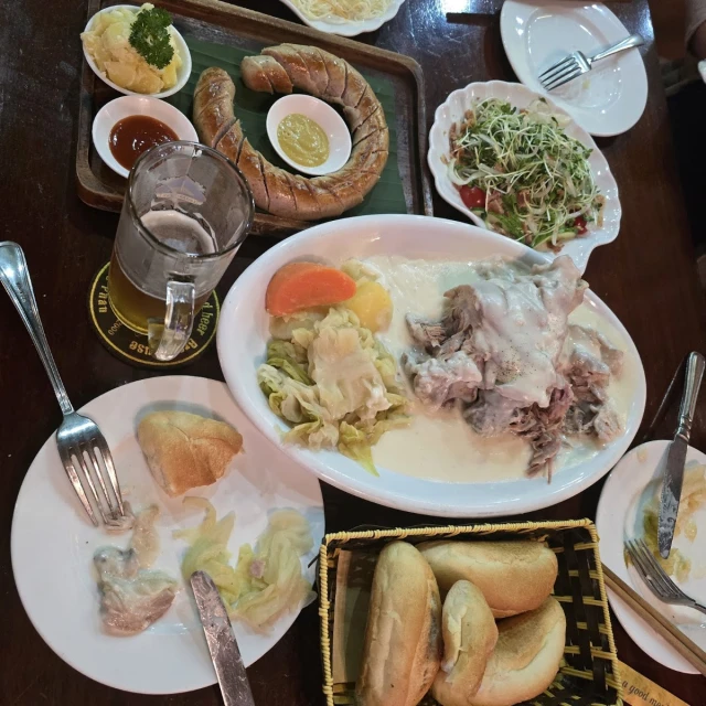 Legend Beer - Vũ Ngọc Phan