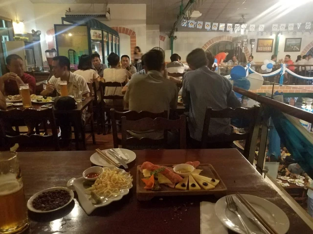 Legend Beer - Vũ Ngọc Phan