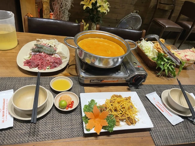 Lạ Quán - Hàng Lược
