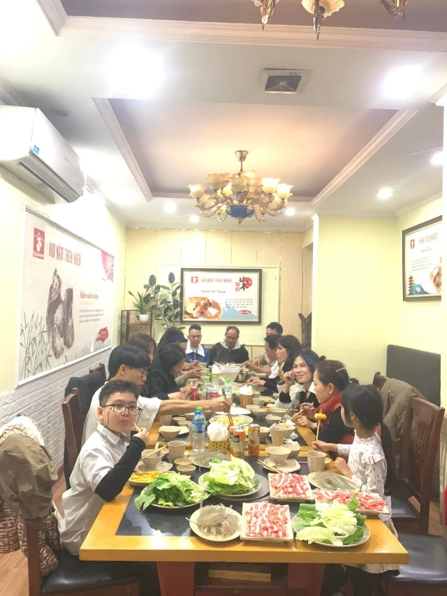 Vua Lẩu Nấm King Mushroom - Hà Đông - không gian 4