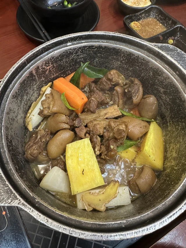 Lẩu Dê Khô Thu Béo - Nghĩa Tân
