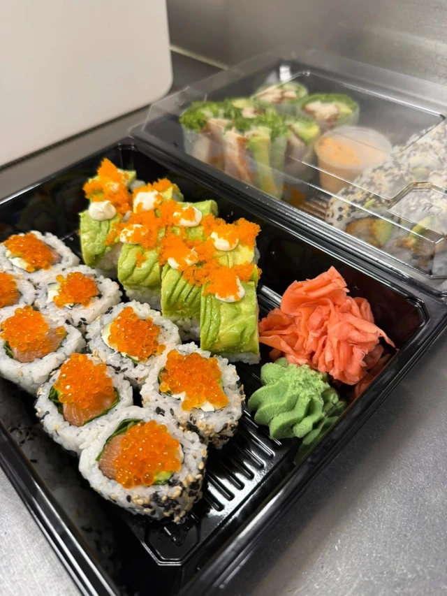Aozora Sushi - Thụy Khuê