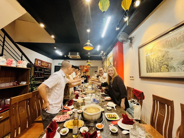 Lẩu Nấm Gia Khánh - Ngoại Giao Đoàn