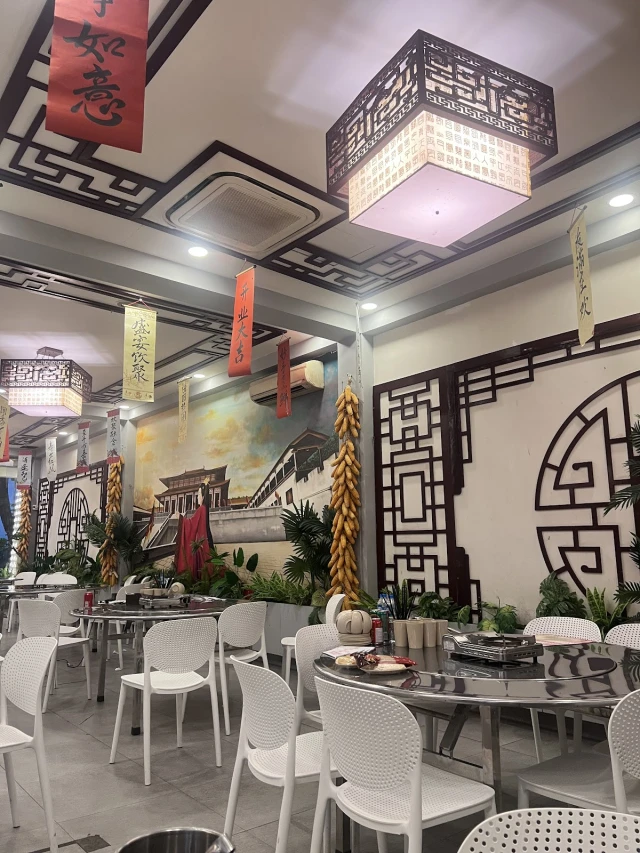 Lẩu Bò Triều Châu Số 1 - Phan Chu Trinh - không gian 5