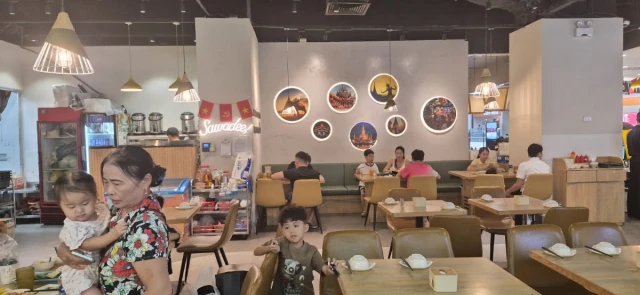 Thai Pattaya - Aeon Mall Long Biên - không gian 3