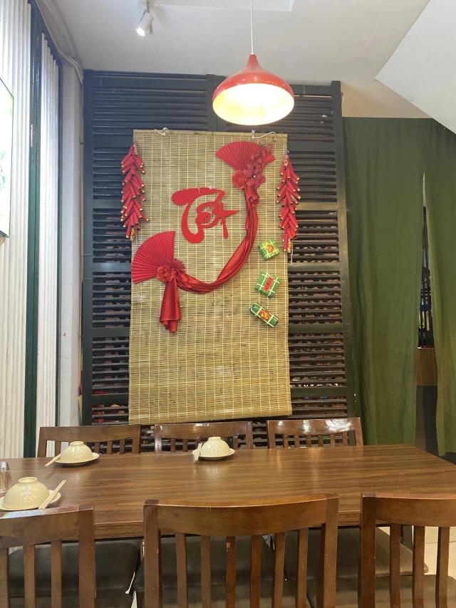 Cuốn Sen - Nguyễn Văn Lộc - không gian 5