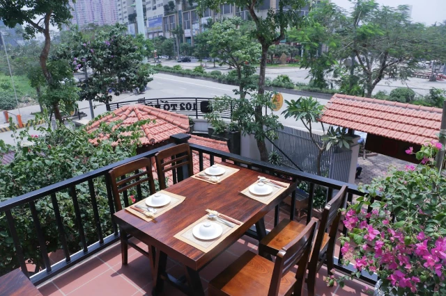 Hải Sản Mỹ Hạnh - Tố Hữu - không gian 1