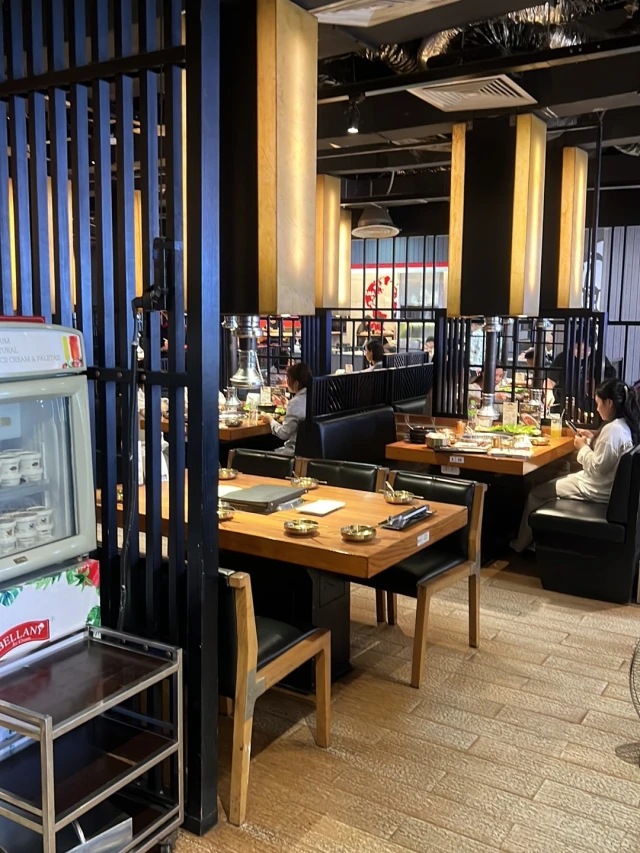 King BBQ Deli - Royal City - không gian 2