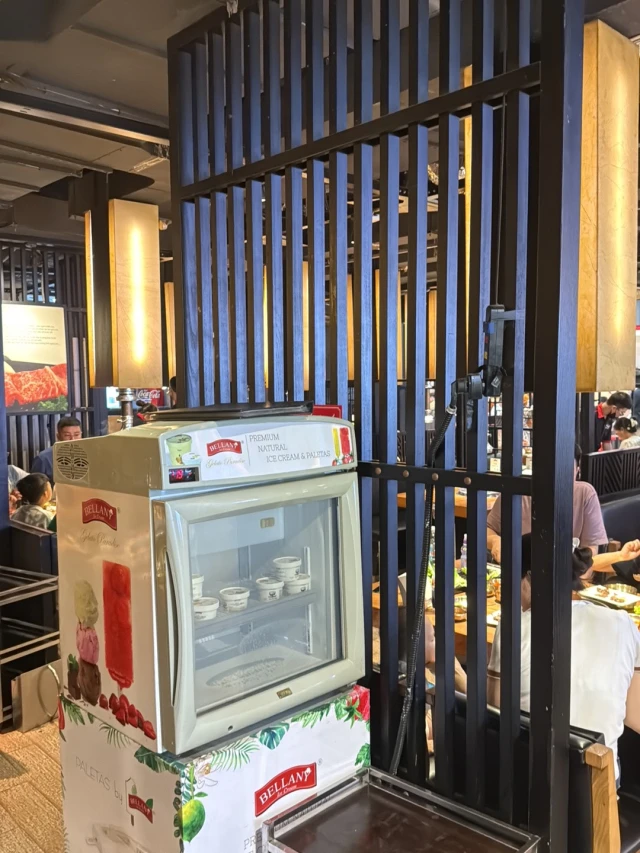 King BBQ Deli - Royal City - không gian 4