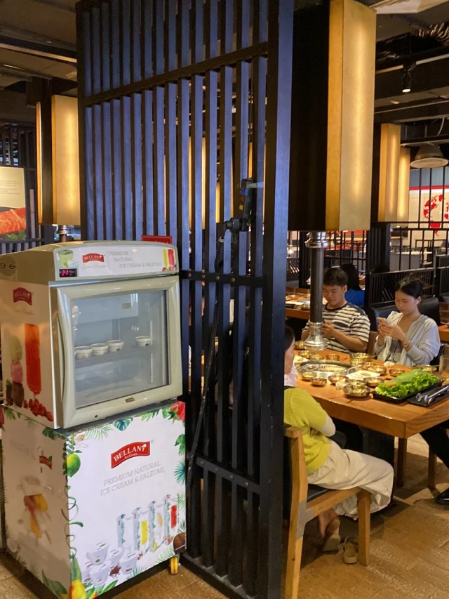 King BBQ Deli - Royal City - không gian 6