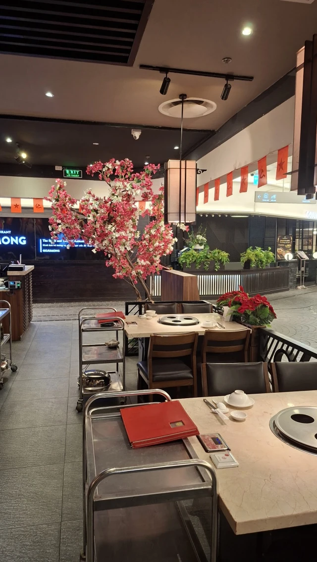 Meiwei - Lotte Center - không gian 4