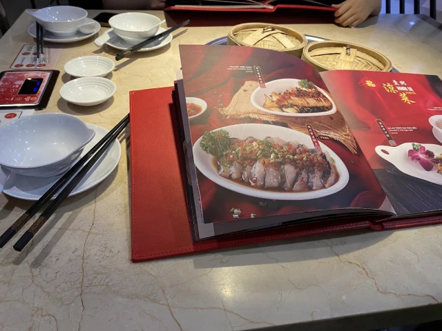 Meiwei - Royal City