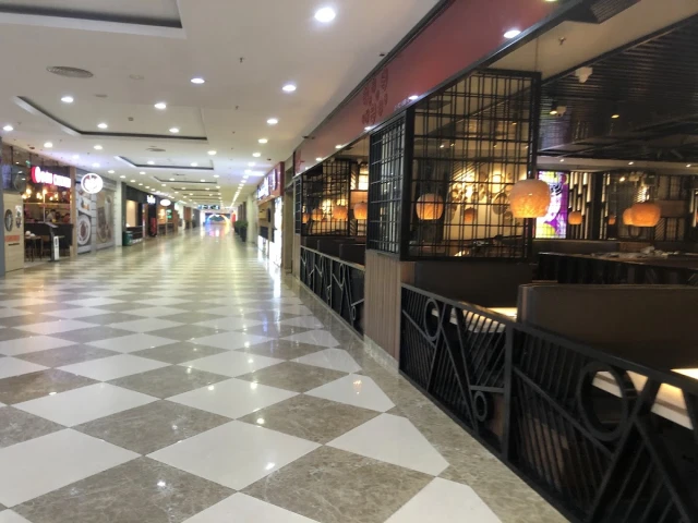 Meiwei - Royal City - không gian 6